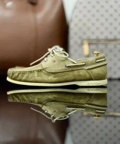 9393 buty Tommy Hilfiger / zamszowe / rozmiar 42