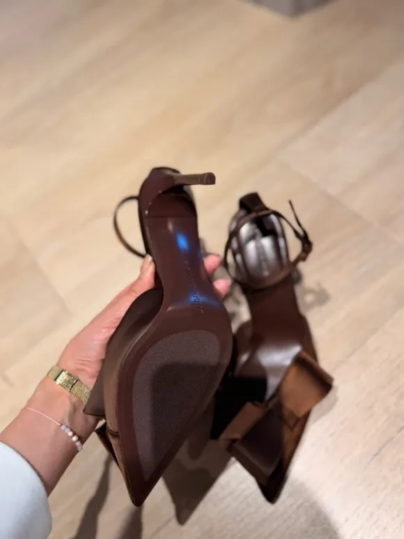 * nowe szpilki z kokardką brązowe stradivarius *
