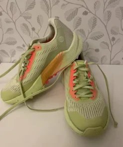 Addidas löparskor