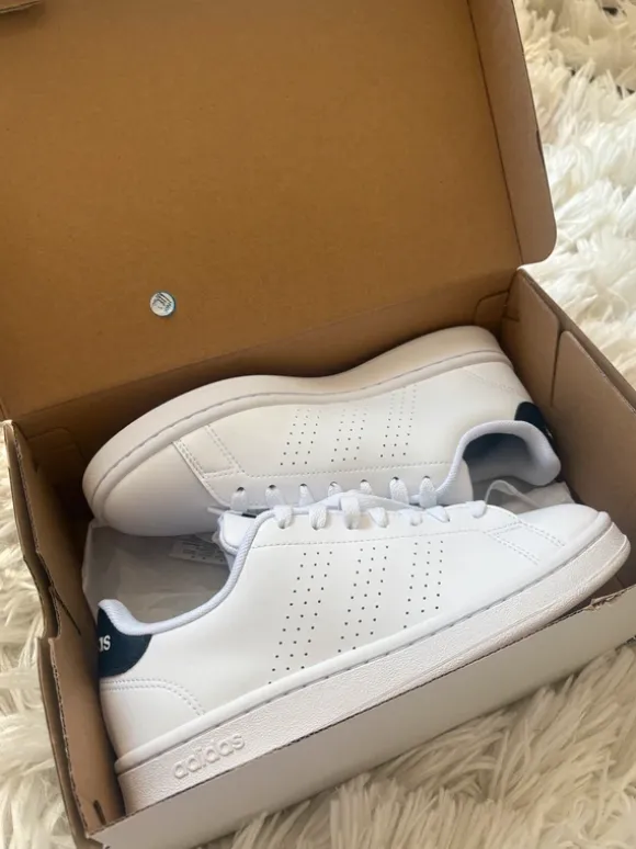 Adidas advantage