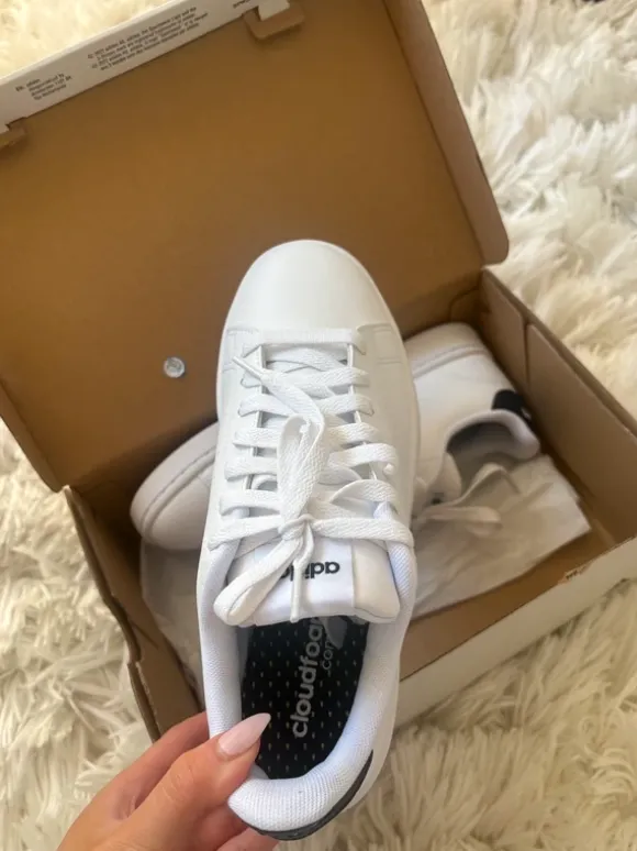 Adidas advantage