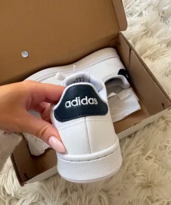 Adidas advantage