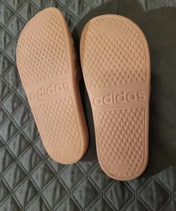 Adidas badtofflor