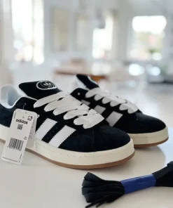 Adidas campus