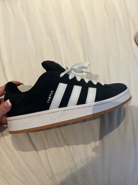 Adidas Campus
