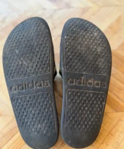 Adidas flip-flops 38