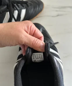 Adidas indendørs fodboldsko