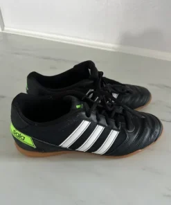 Adidas indendørs fodboldsko