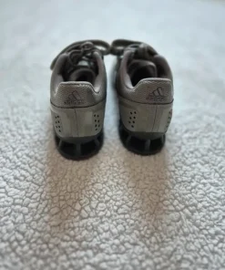 Adidas painnonnostokengät
