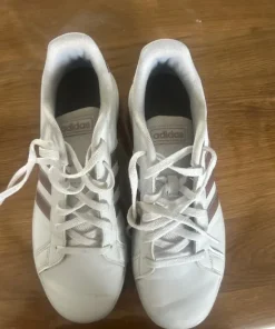 Adidas sko