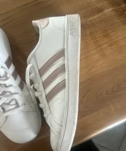 Adidas sko