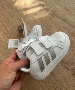 Adidas sko grand court