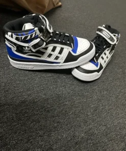 Adidas sko str 37