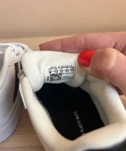 Adidas skor