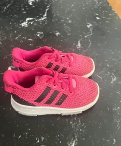 Adidas skor