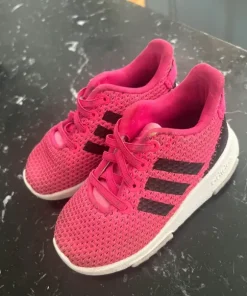Adidas skor