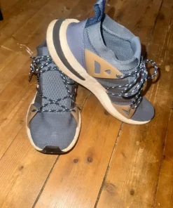 Adidas skor