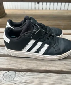 Adidas skor strl 35