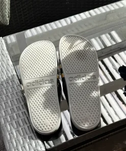 Adidas slides Black/Gold 48,5