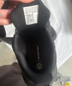 Adidas sneakers str. 30.