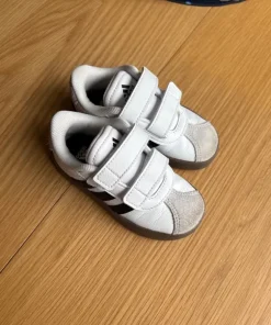 Adidas storlek 23
