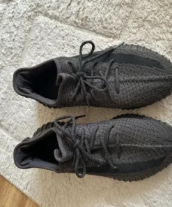 Adidas Yeezy Boost 350 V2