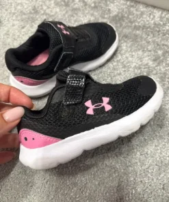 Adidaski Under Armour r.23.5. Mega wygodne!
