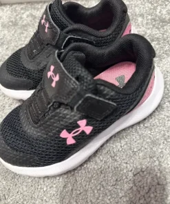 Adidaski Under Armour r.23.5. Mega wygodne!