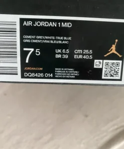 Air Jordan 1 mid