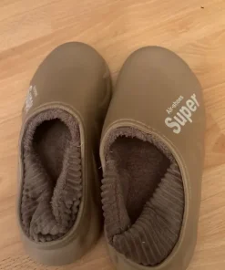 Air-shoes slippers