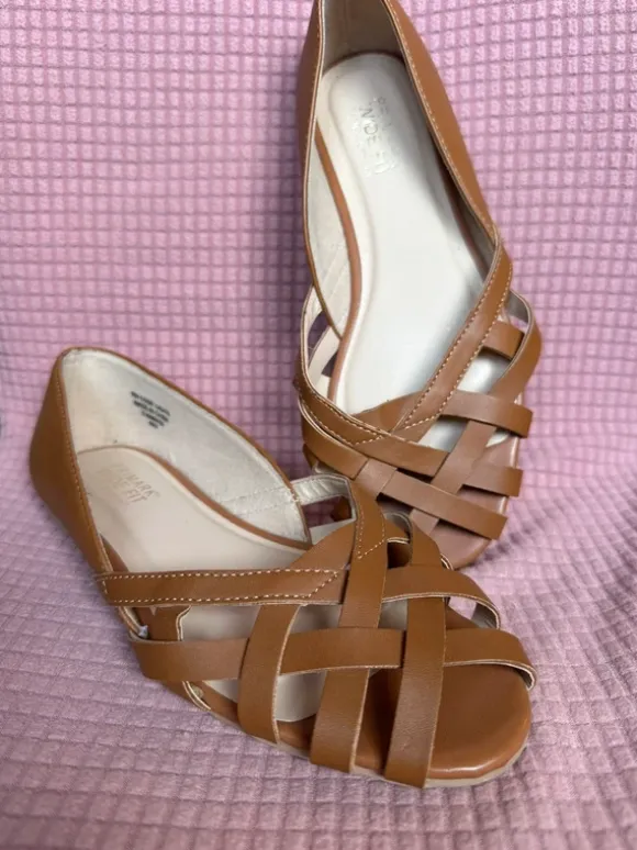 Baleriny. Buty na płaskiej podeszwie primark