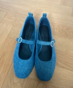 Ballerina i denim