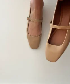 Ballerinasko næsten nye