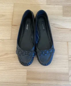 Ballerinaskor i läder
