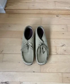 Beige clarks