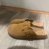 Beige sandaler