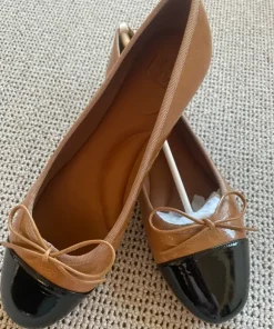 Billi Bi ballerina sko str.37 helt nye ikke brugt brun med sort lak snude