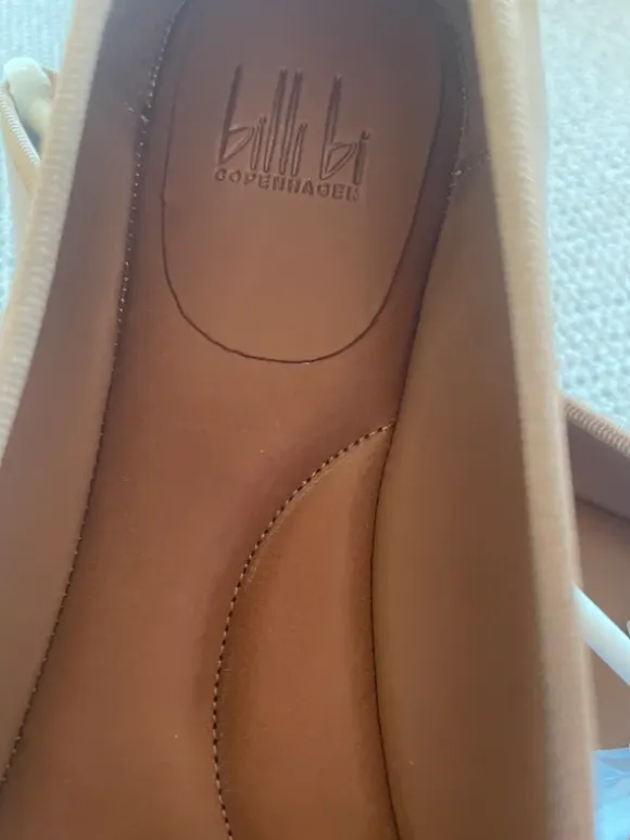 Billi Bi ballerina sko str.37 helt nye ikke brugt brun med sort lak snude