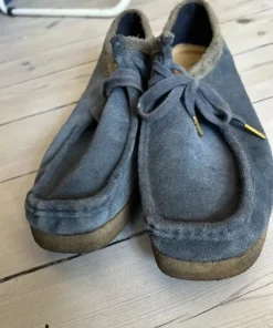 Blå clarks