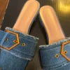 Blåa denim sandaler