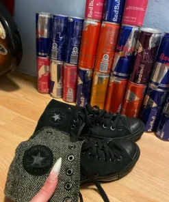 Black converse
