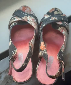 Blommiga klackar med slingback 🌸 Vintage/Y2K vibe | Strl 36
