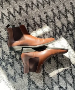 Brown Leather Chelsea Boots