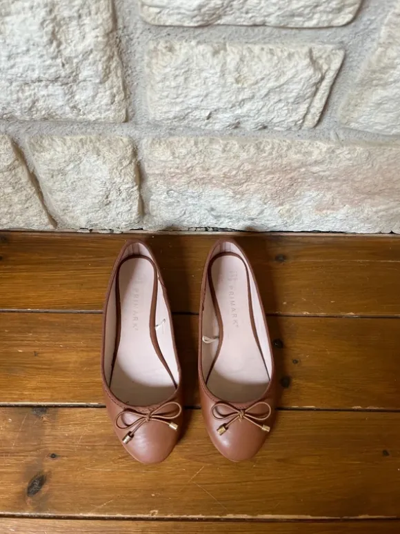 Bruna ballerina skor
