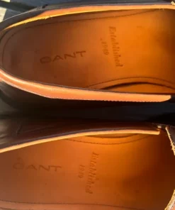 Bruna penny loafers från Gant, sparsamt använda.