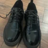 buty damskie oksfordki na platformie wysokie aesthetic czarne sznurowane na wiosnę