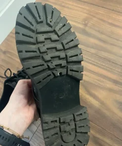 buty damskie oksfordki na platformie wysokie aesthetic czarne sznurowane na wiosnę