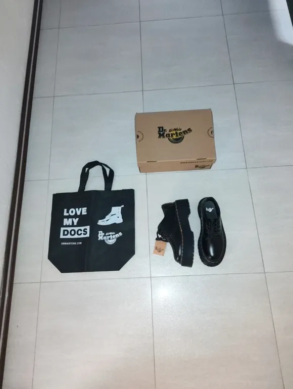 Buty Dr AirWair Martens czarne rozmiar 39