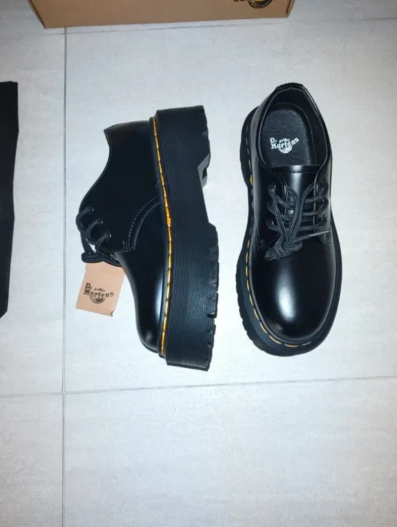 Buty Dr AirWair Martens czarne rozmiar 39