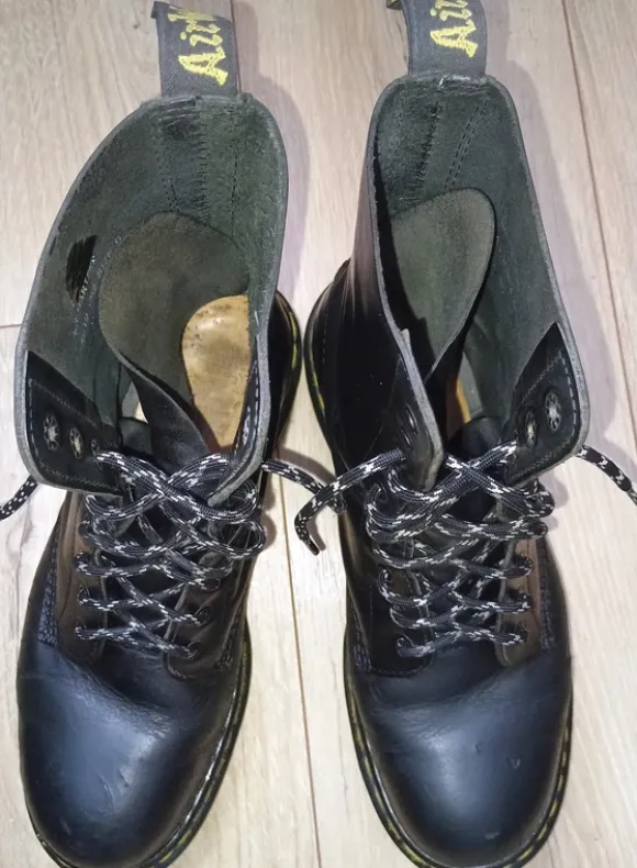 Buty Dr. Martens czarne roz. 43, wyższe 10 dziurek